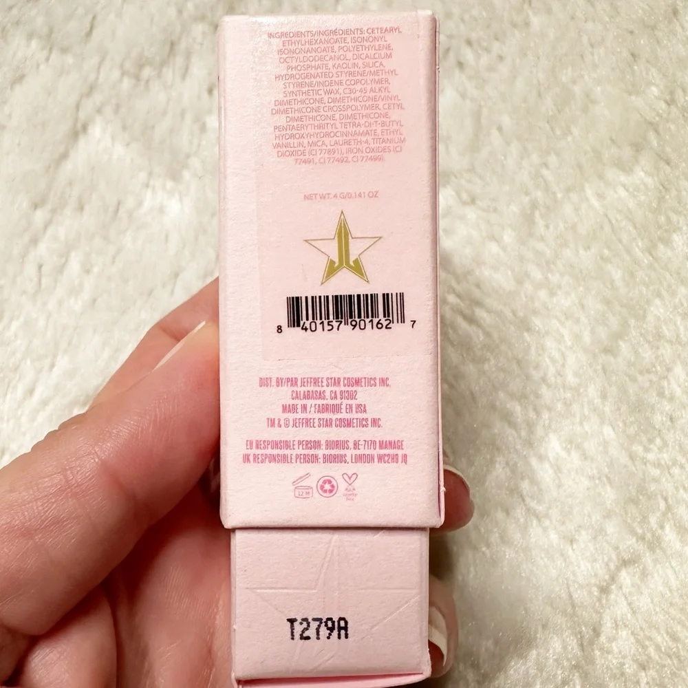 NIB Jeffree Star Velvet Trap Lipstick in Unphazed Full Size 3.3g